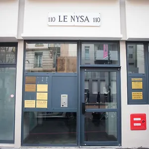T2 Cosy & Moderne Avec Parking Prive Gratuit A Villeurbanne