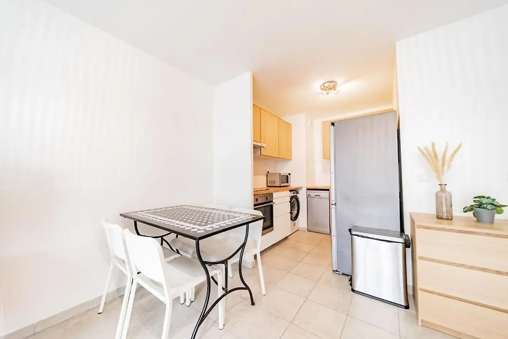 Charming T2 Apartment Villeurbanne